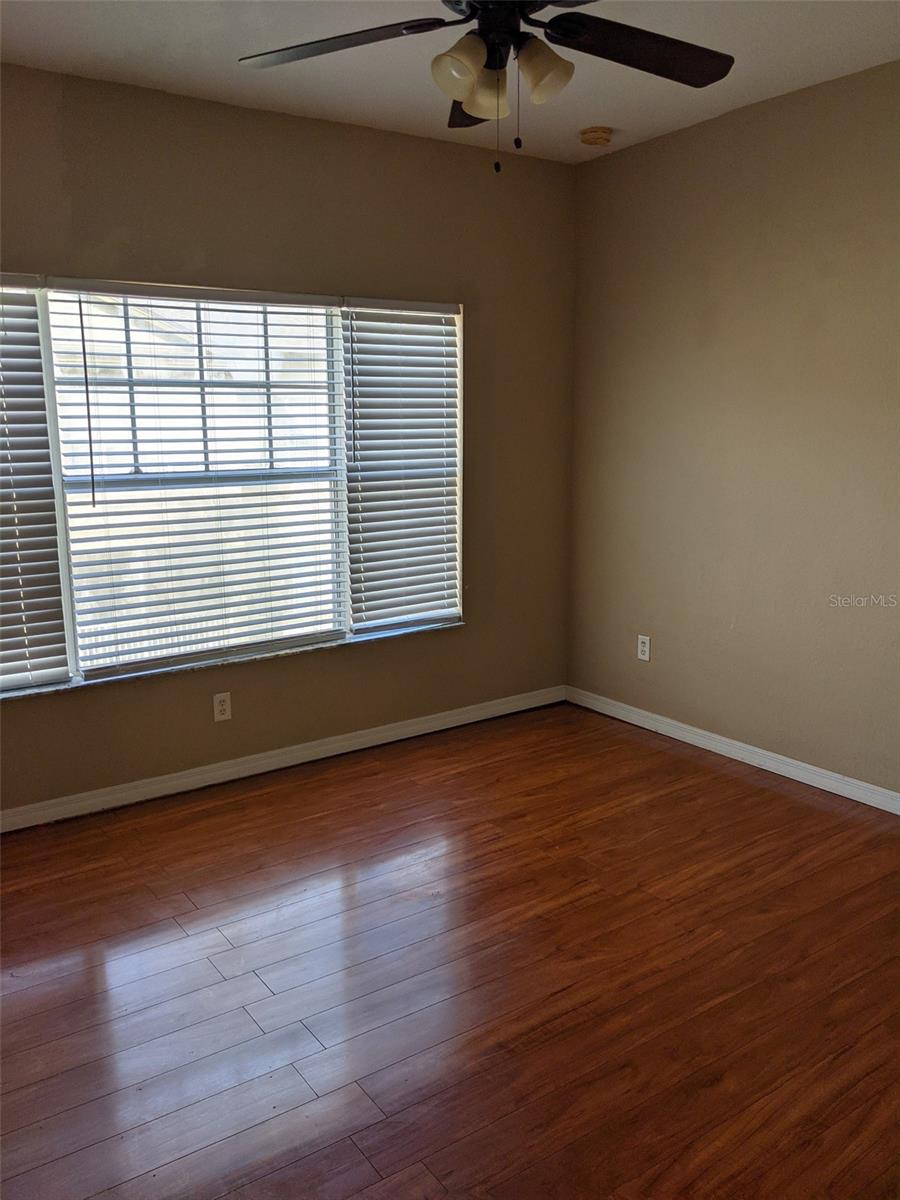 2424 Grand Central Parkway, FL