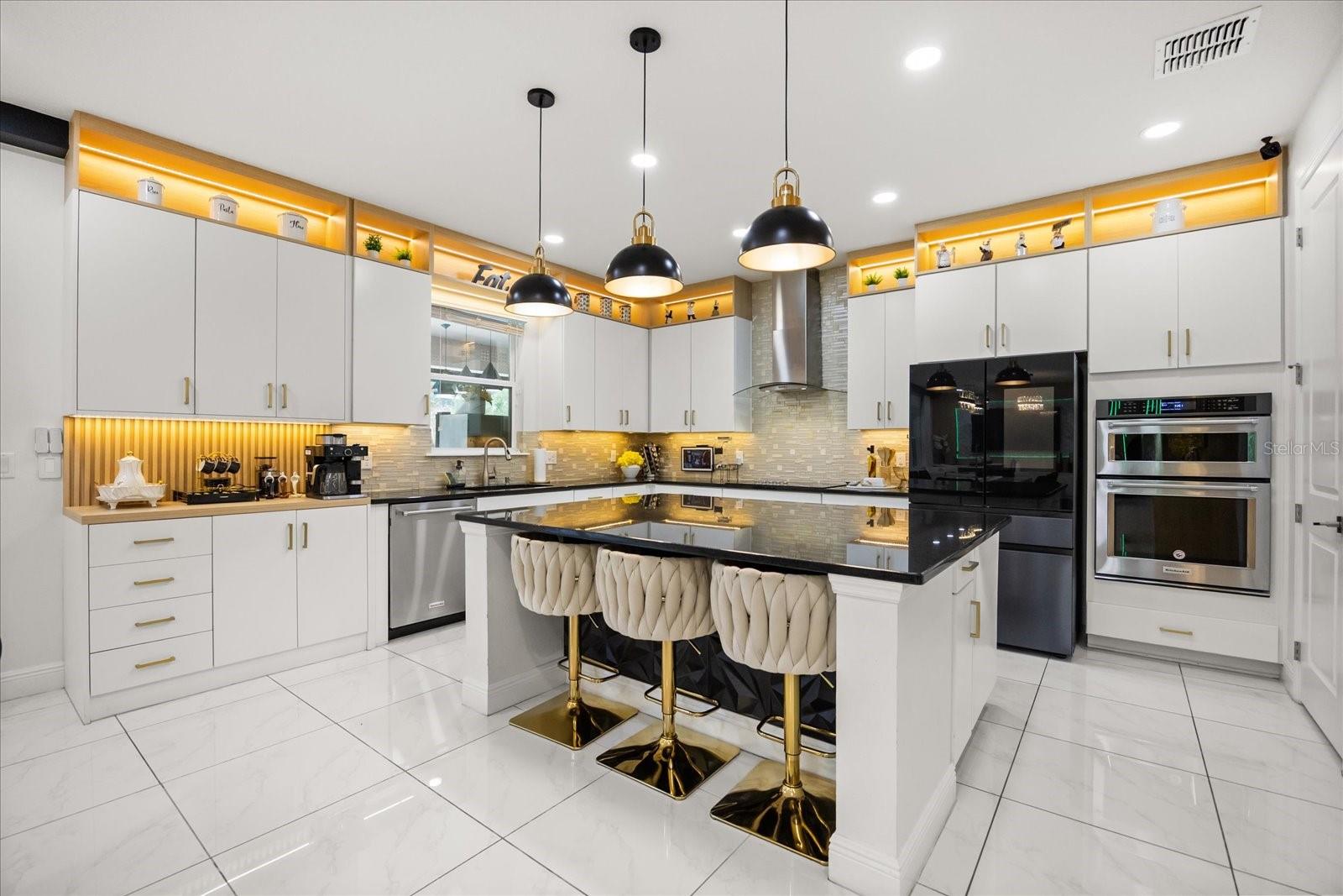 8109 Ludington Circle, FL