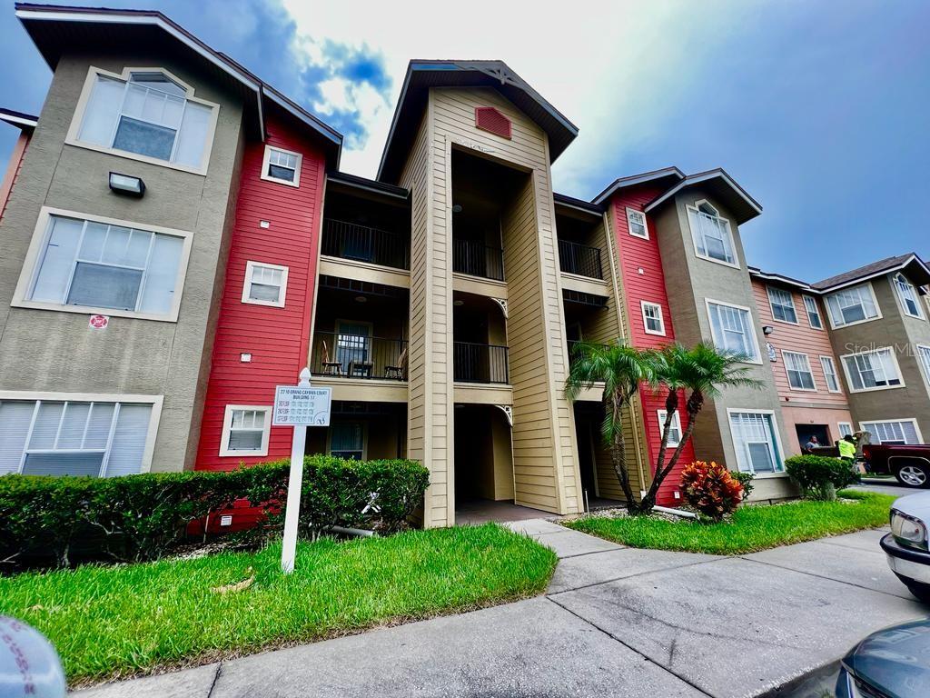 2210 Grand Cayman Court, FL