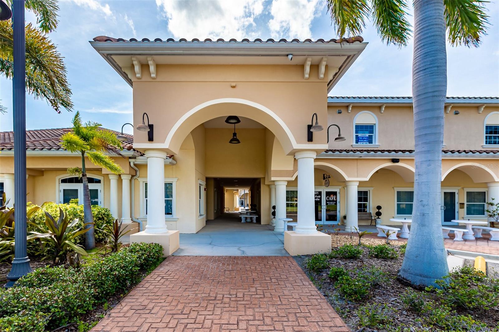 1500 Venice Avenue, FL