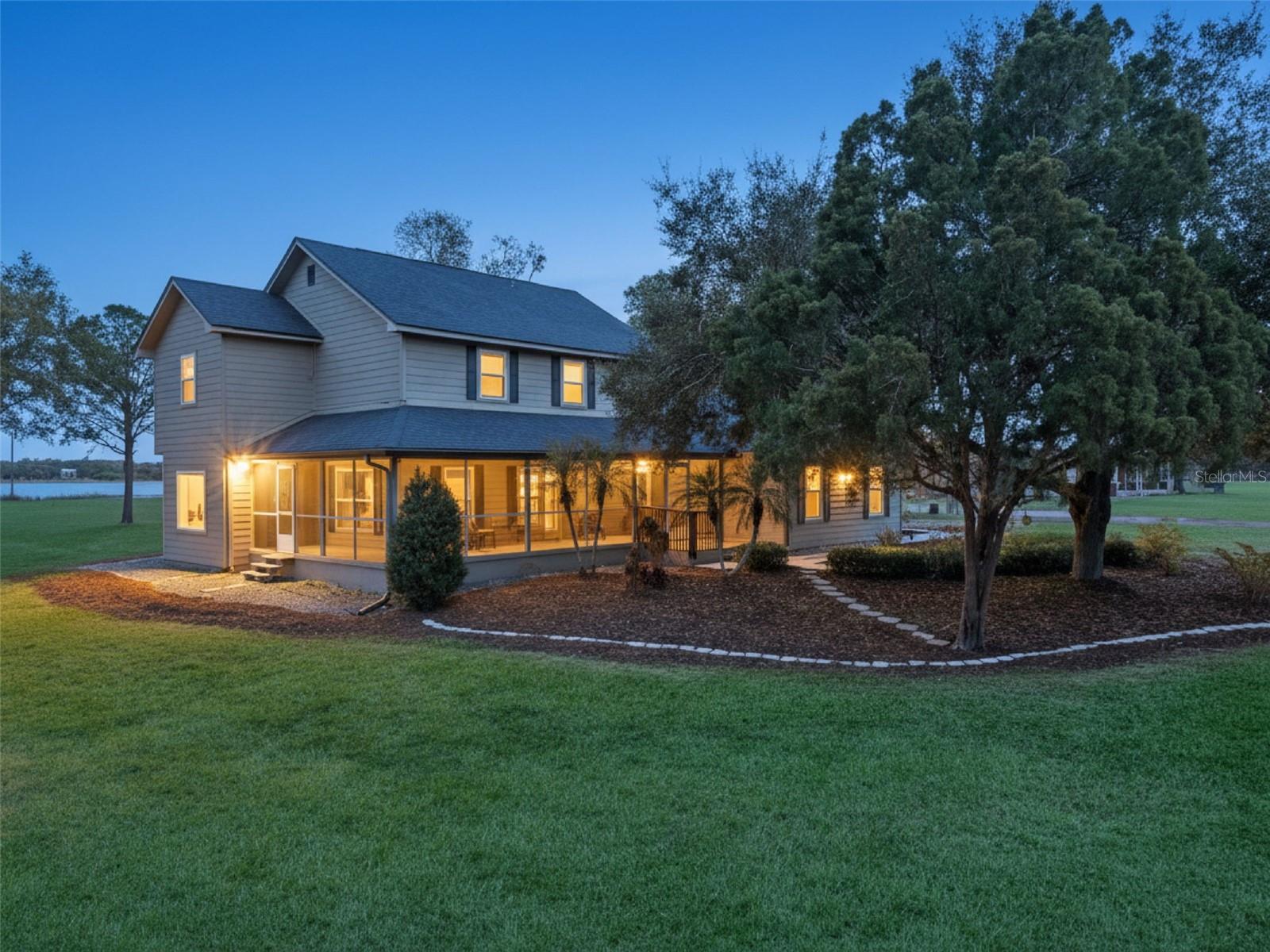 1256 Center Street, FL