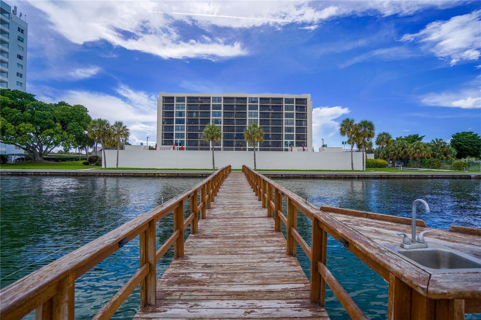 7100 Sunshine Skyway Lane, FL