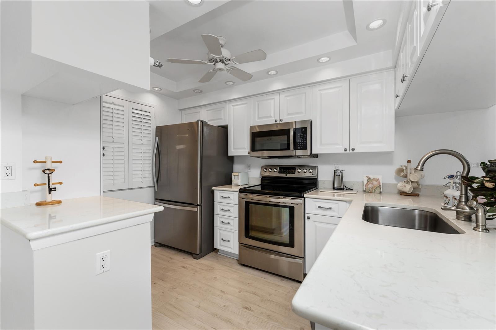 1551 Beach Road, FL