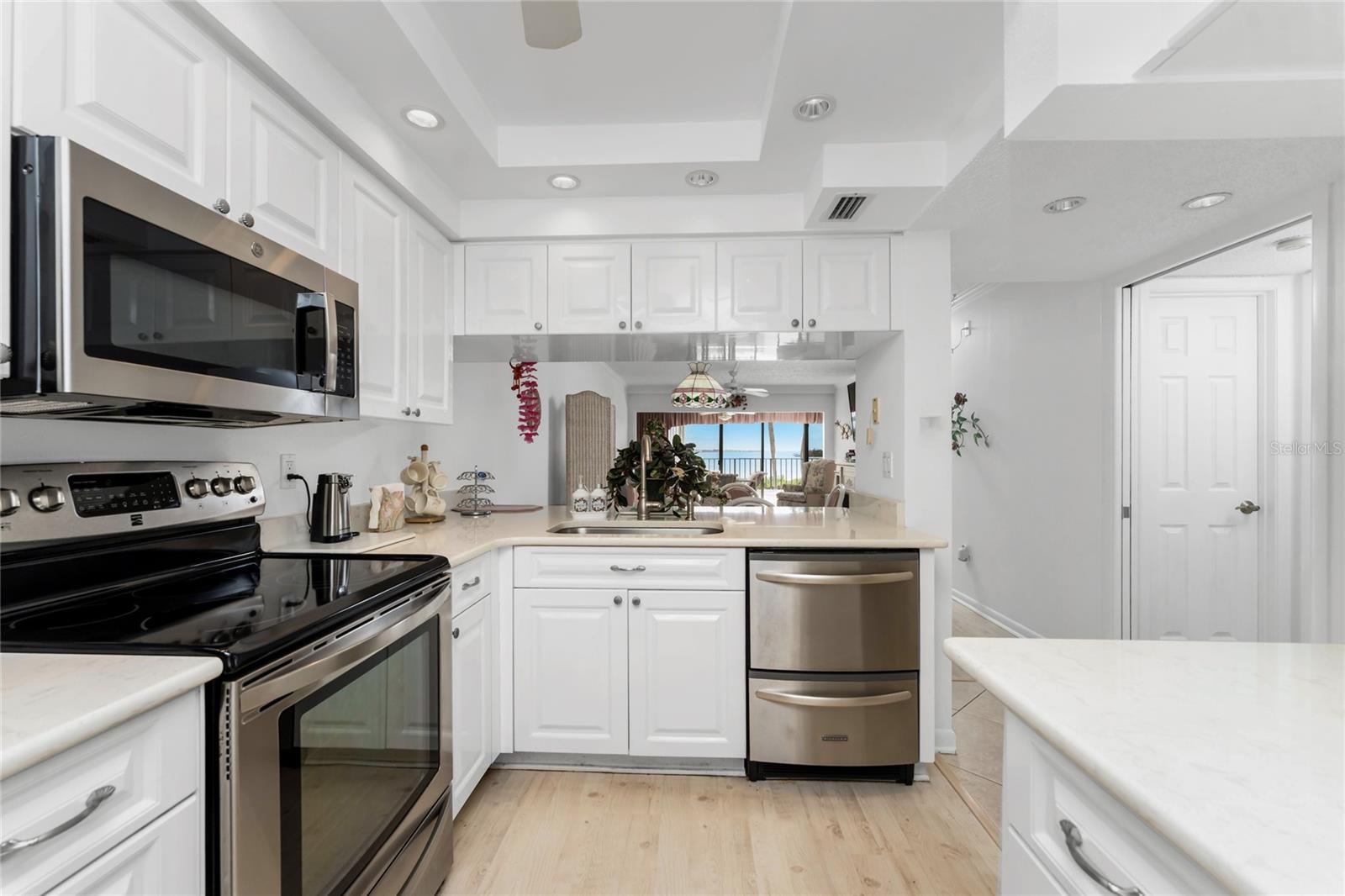 1551 Beach Road, FL