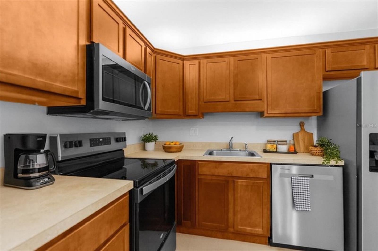 5551 Executive Drive, FL