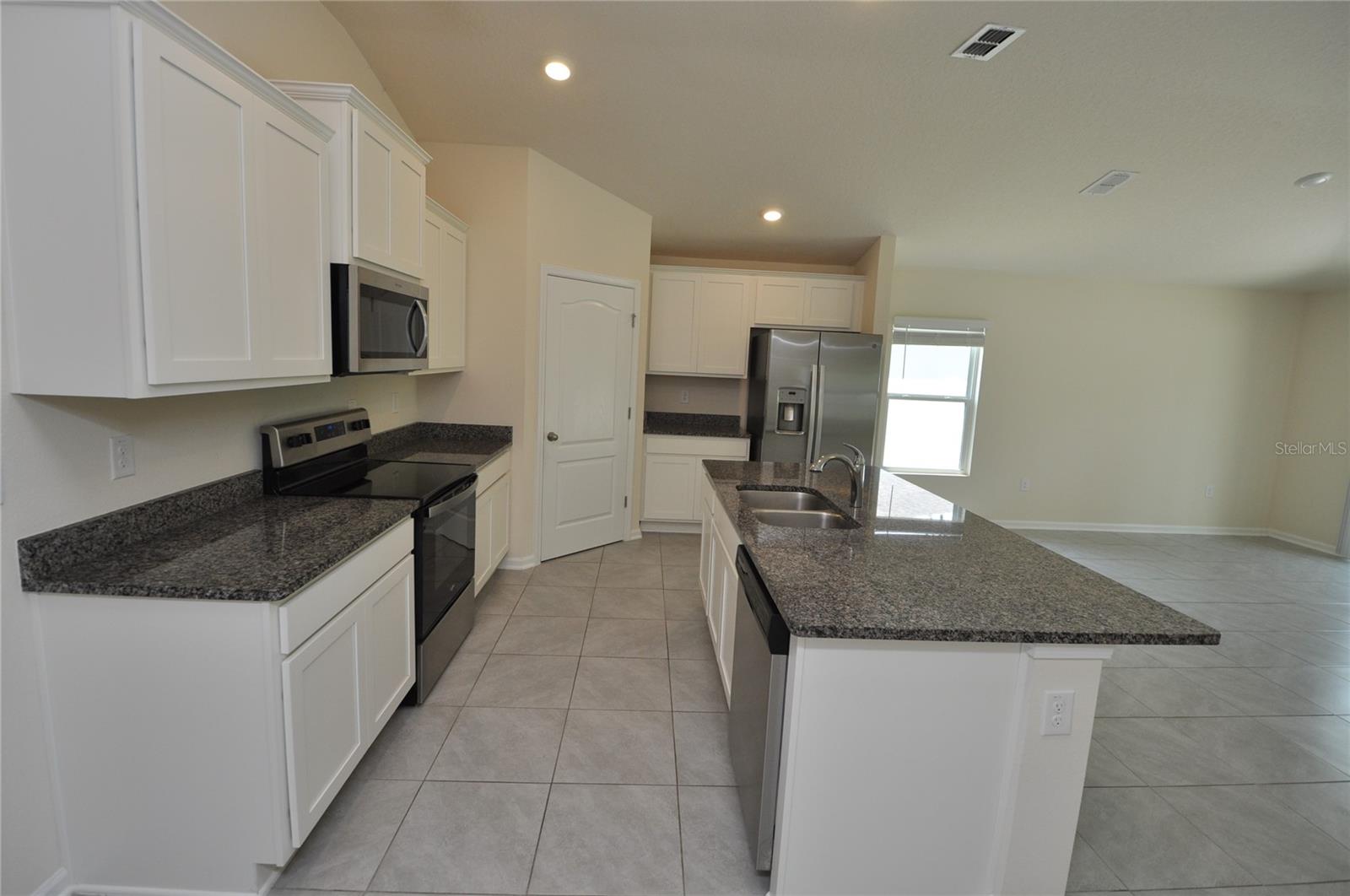 80 Oakleaf Way, FL