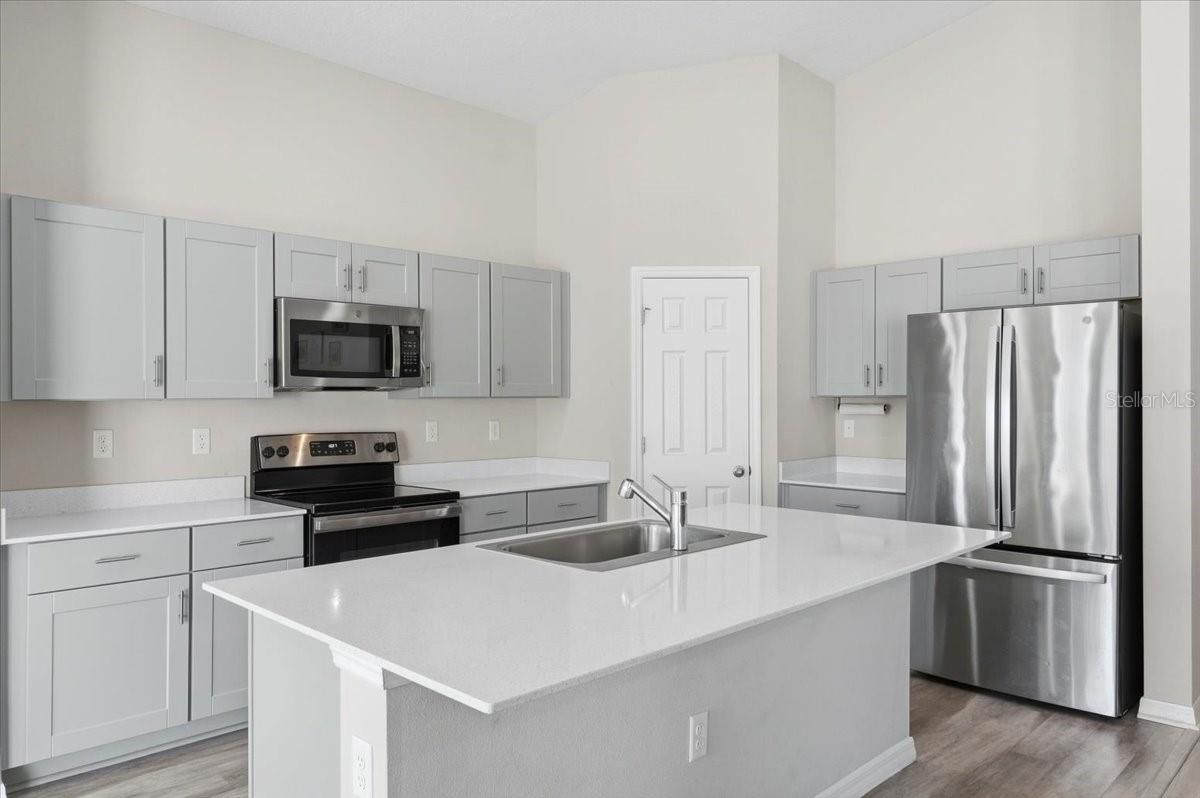5944 Slate Rock Drive, FL