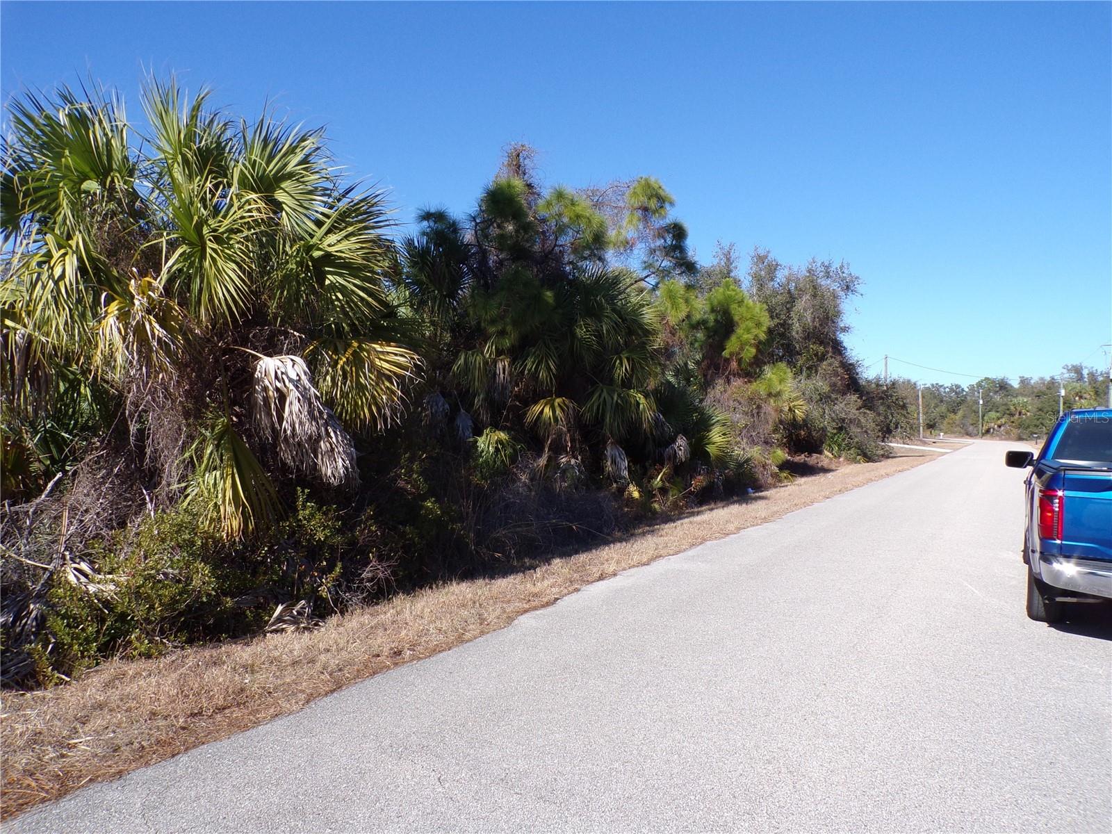 Casco Circle, FL