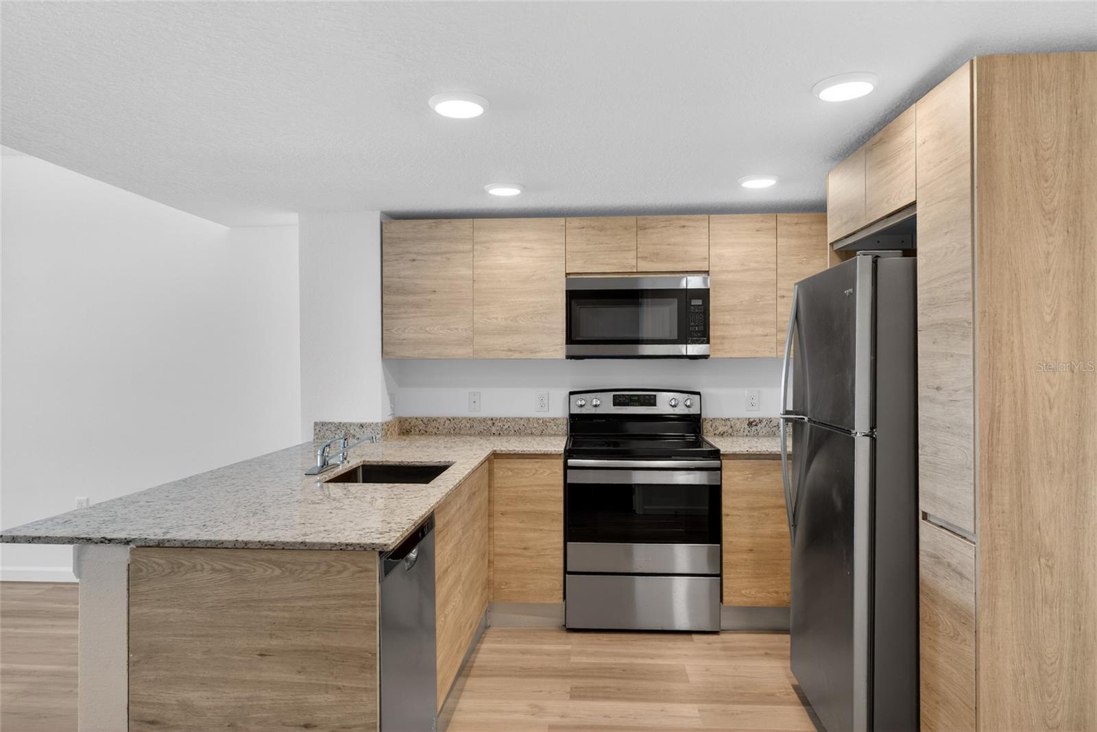 1230 Southstation Place, FL