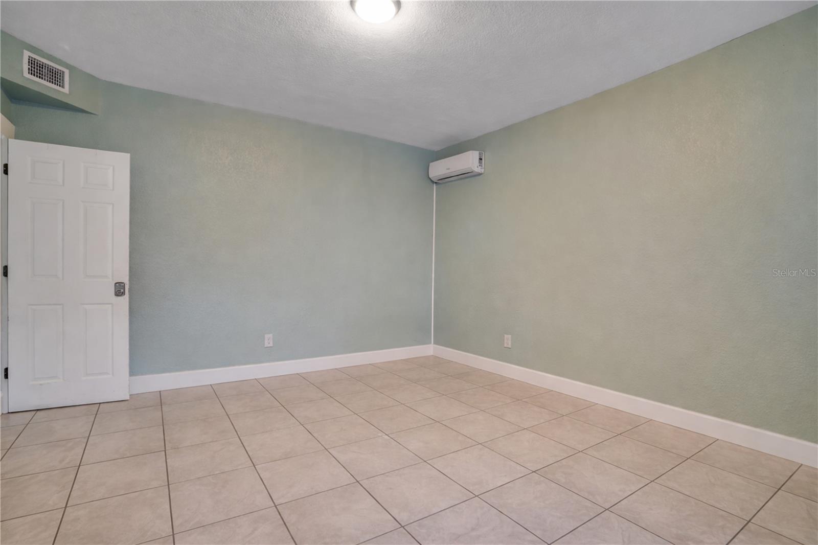 316 Columbus Drive, FL
