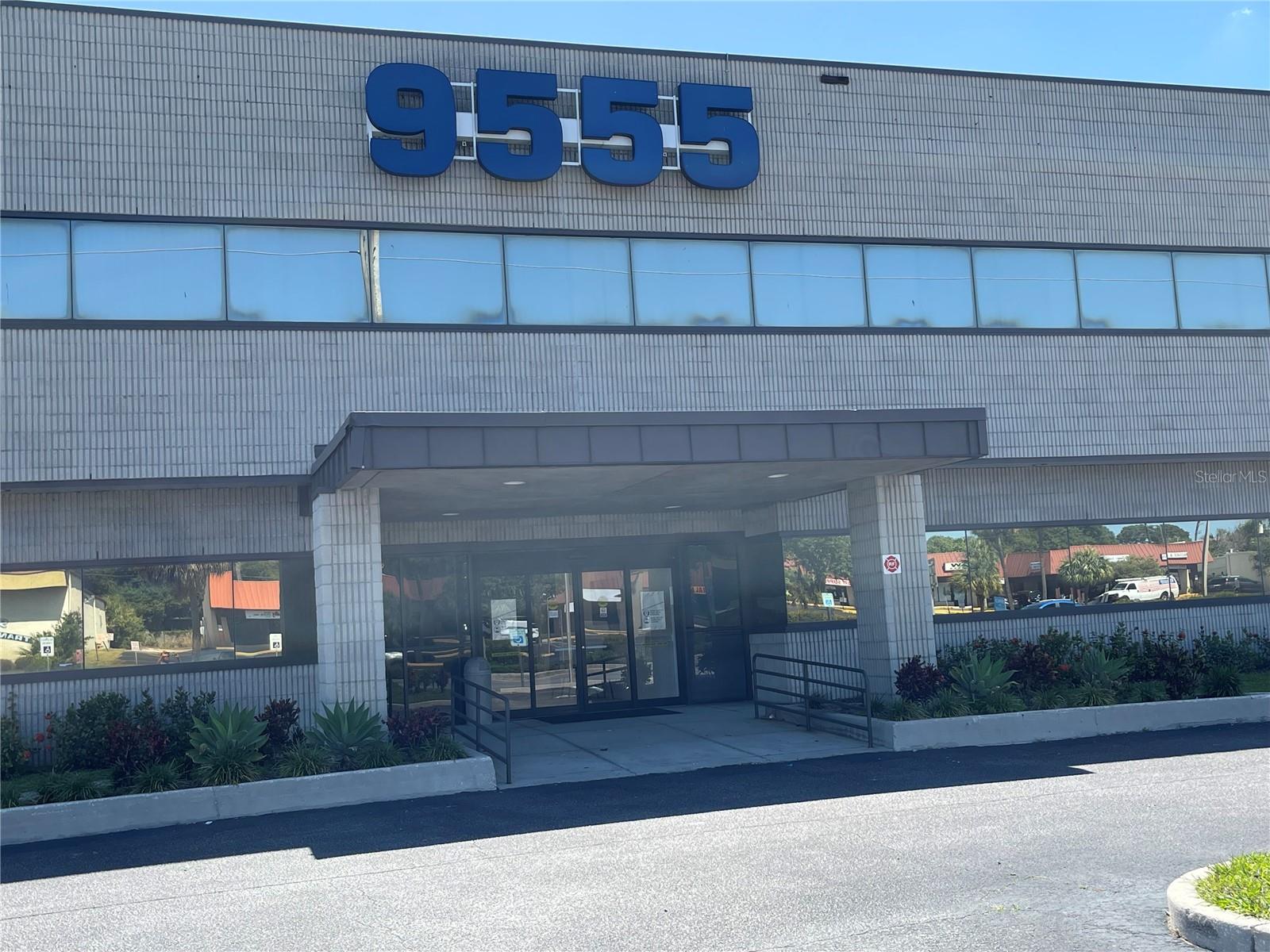 9555 Seminole Boulevard, FL