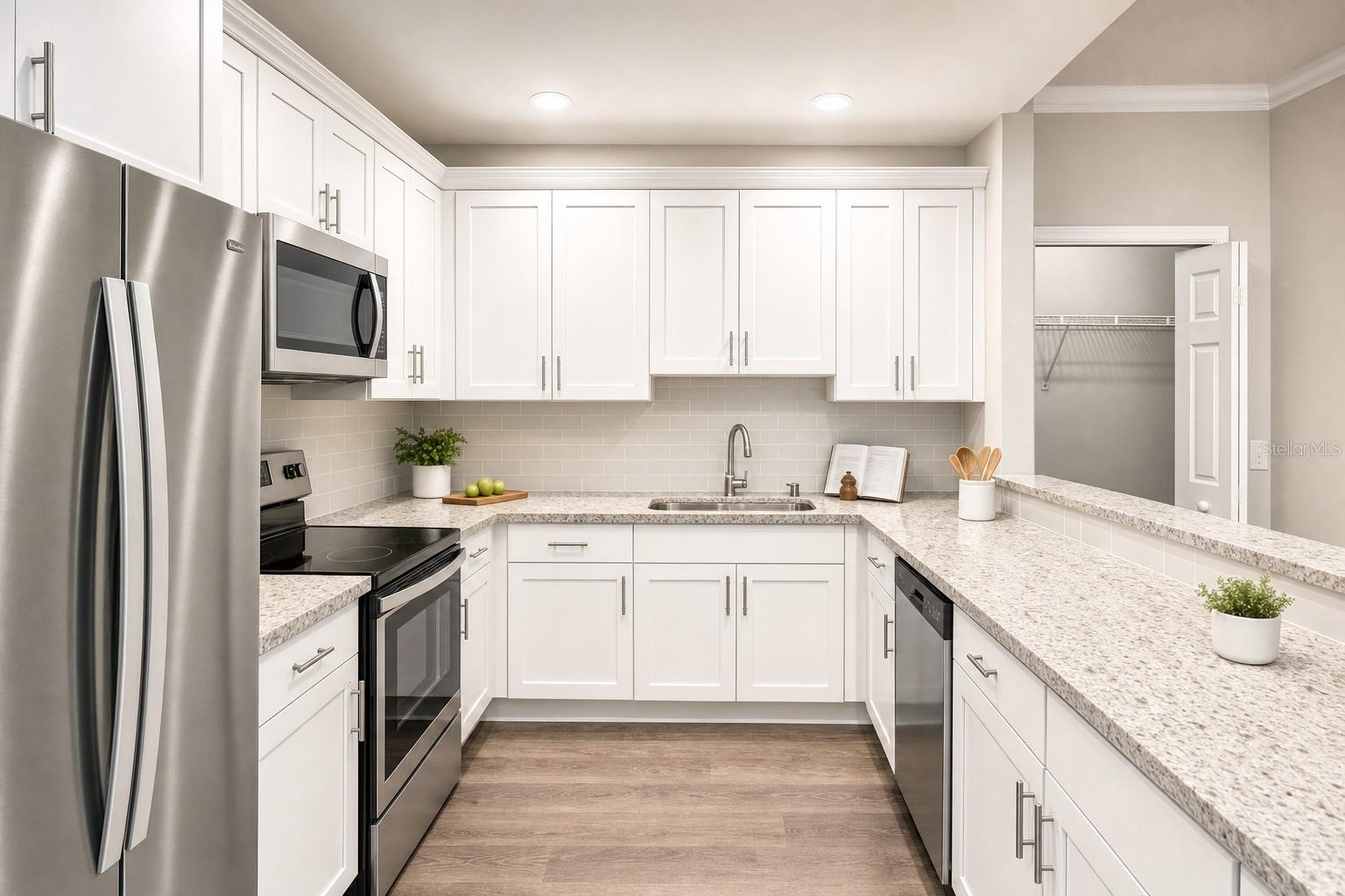 5447 Vineland Road, FL
