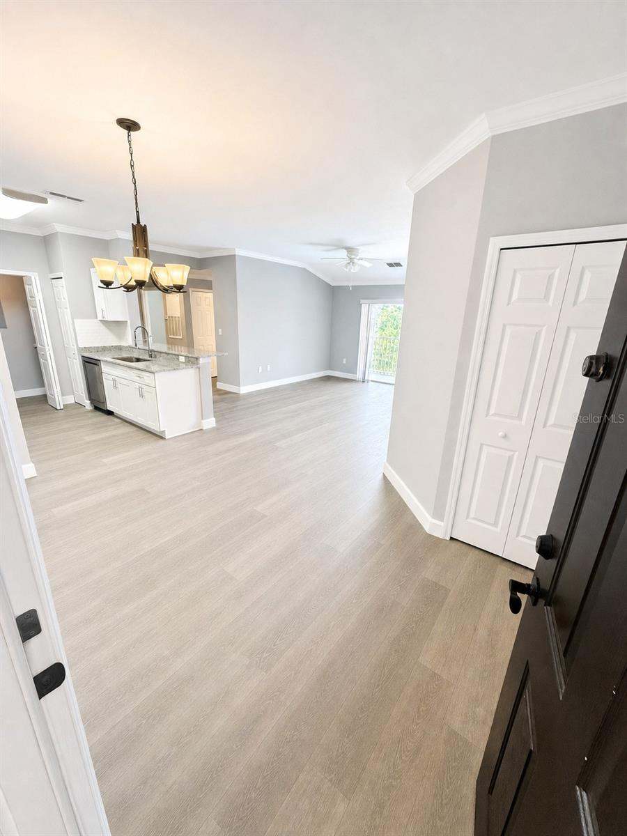 5447 Vineland Road, FL