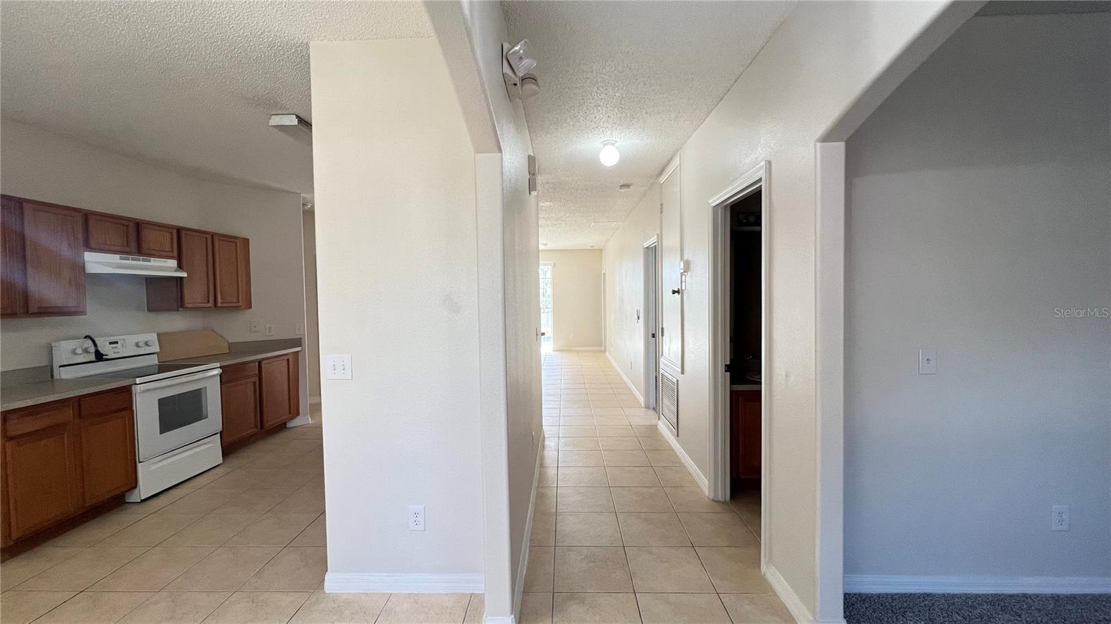453 Sunset View Drive, FL