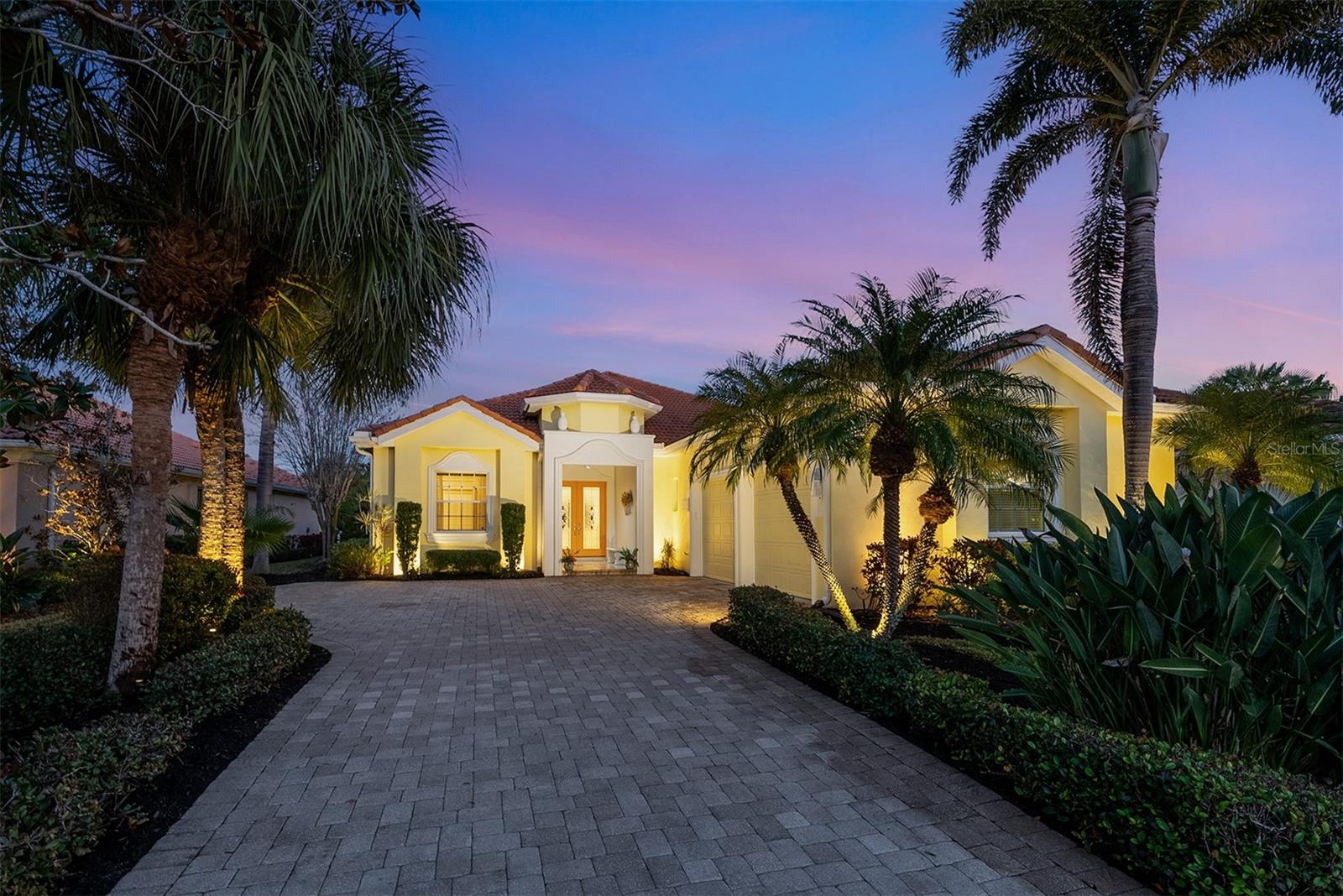 1752 Grande Park Drive, FL