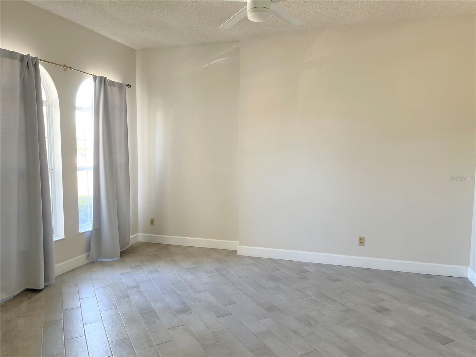 3913 Kiawa Drive, FL