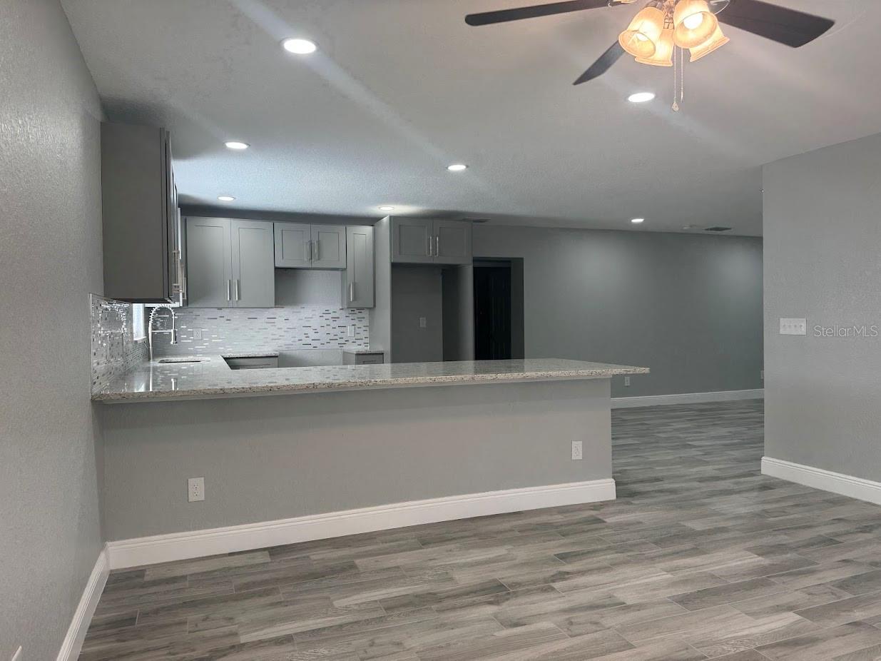 1916 Verano Drive, FL