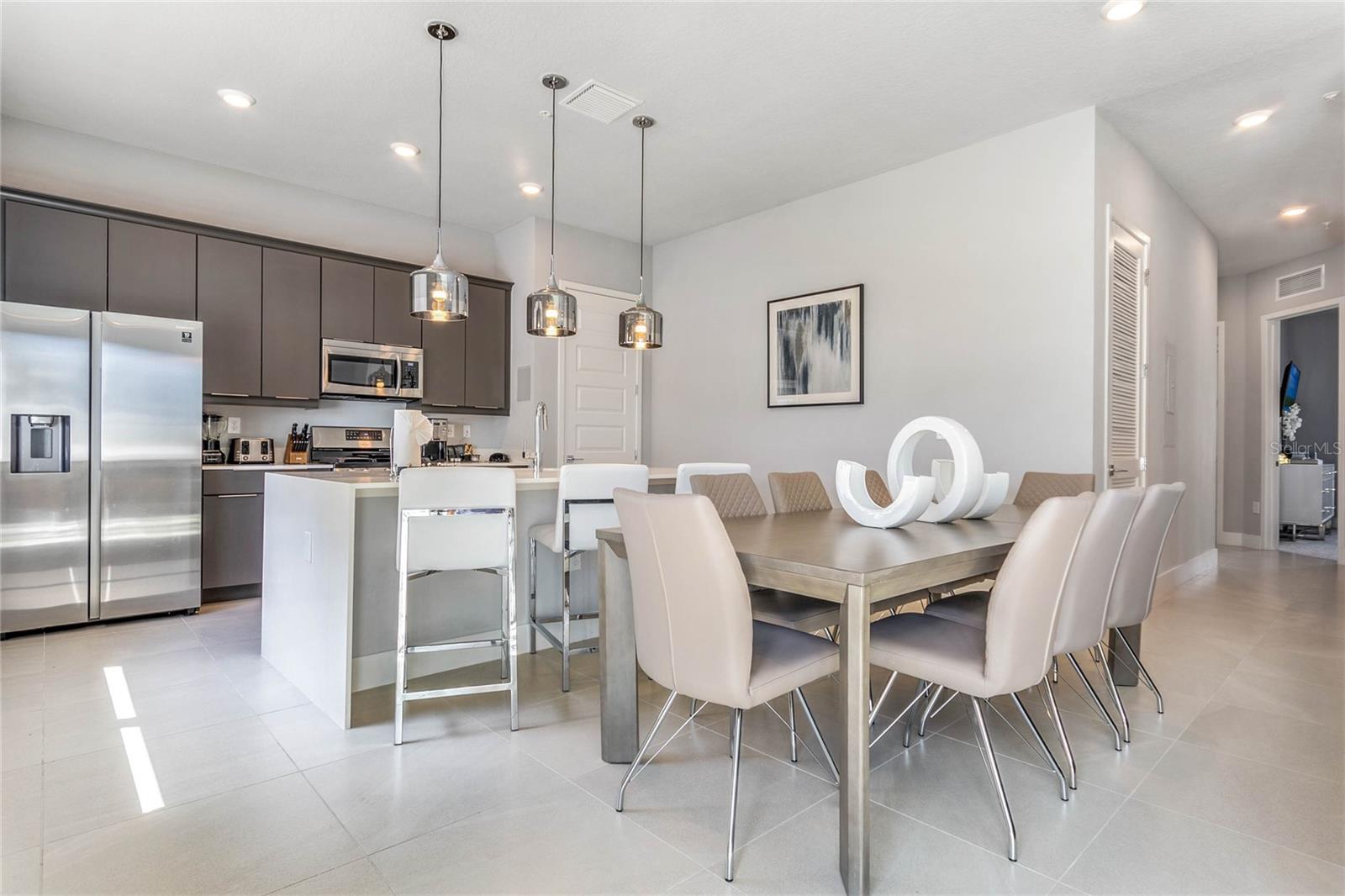 7770 Sandy Ridge Drive, FL