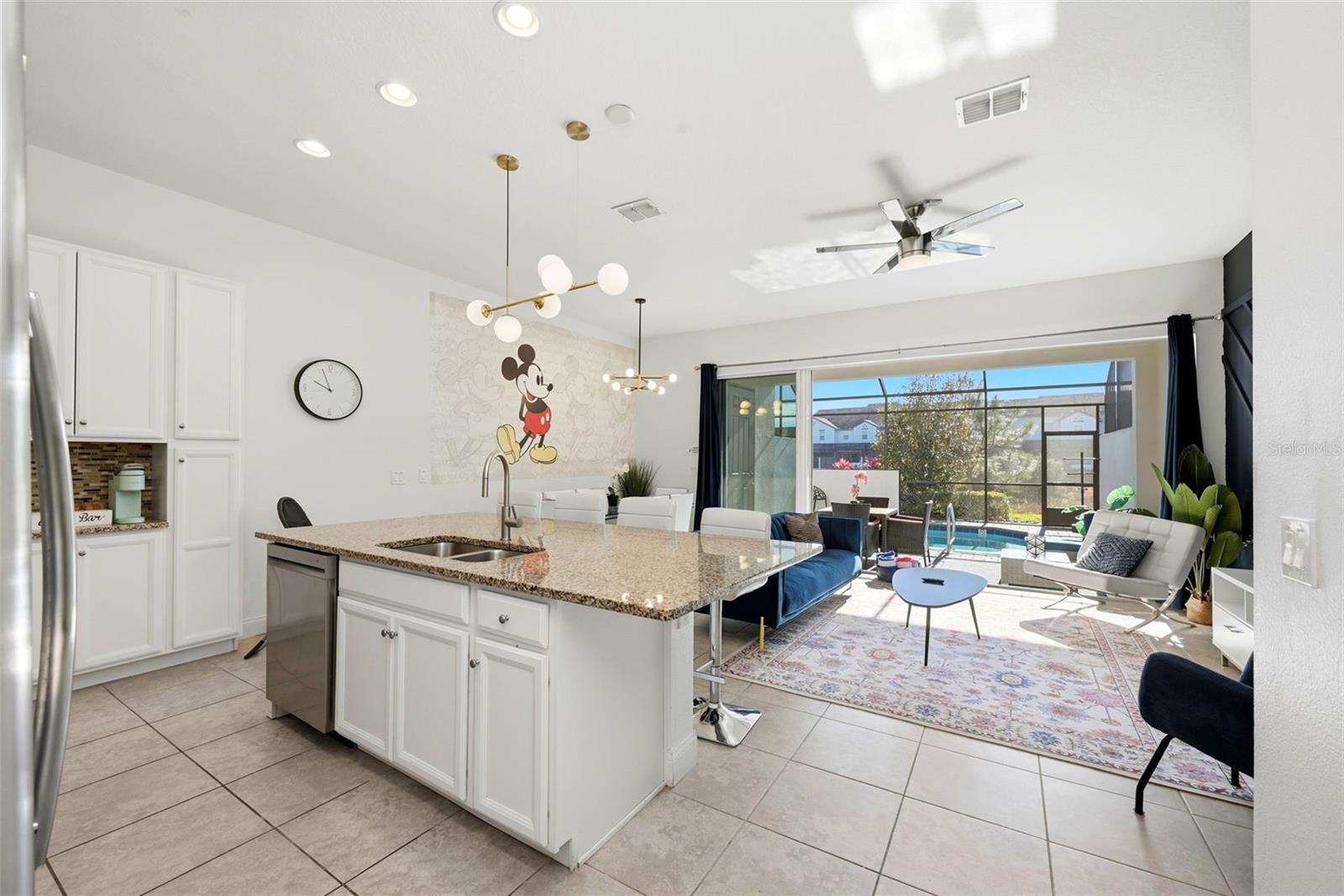 147 Captiva Drive, FL