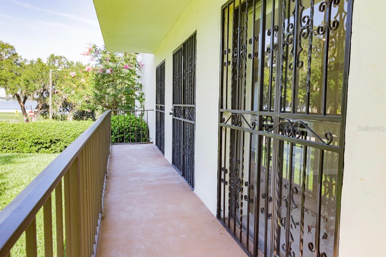 208 Lake Howard Drive, FL