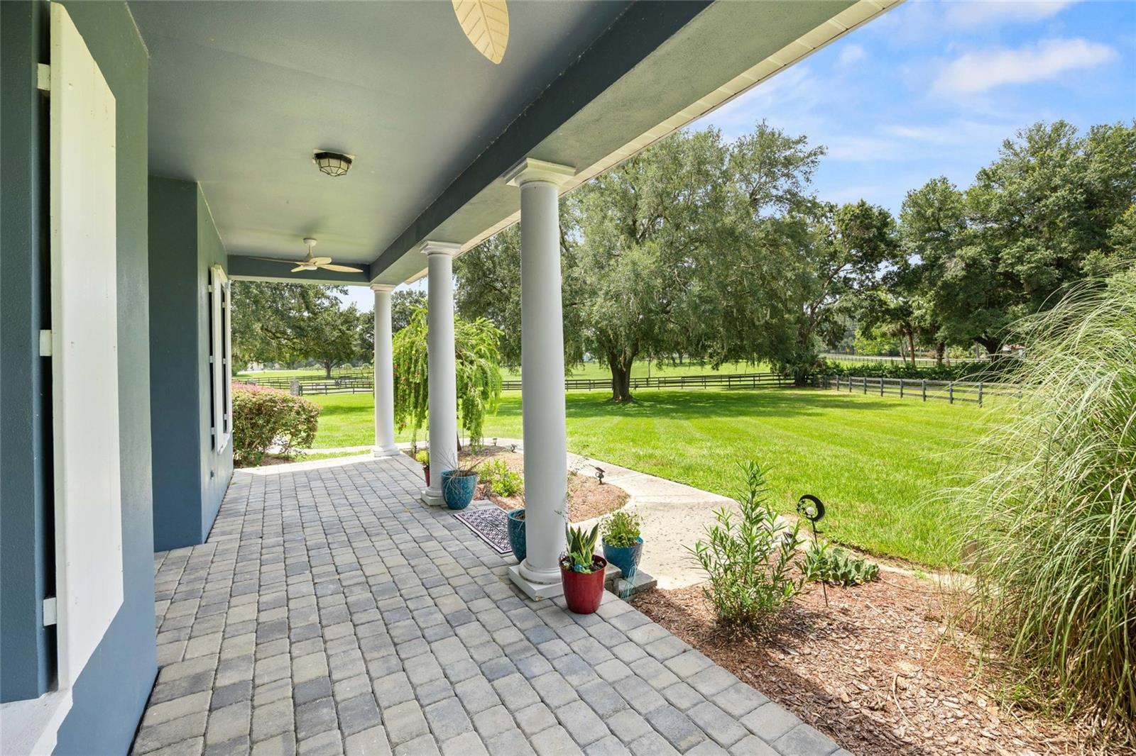 25 69th Place, FL