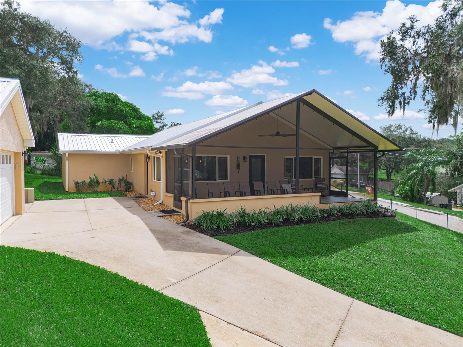 1055 Sunset Trail, FL