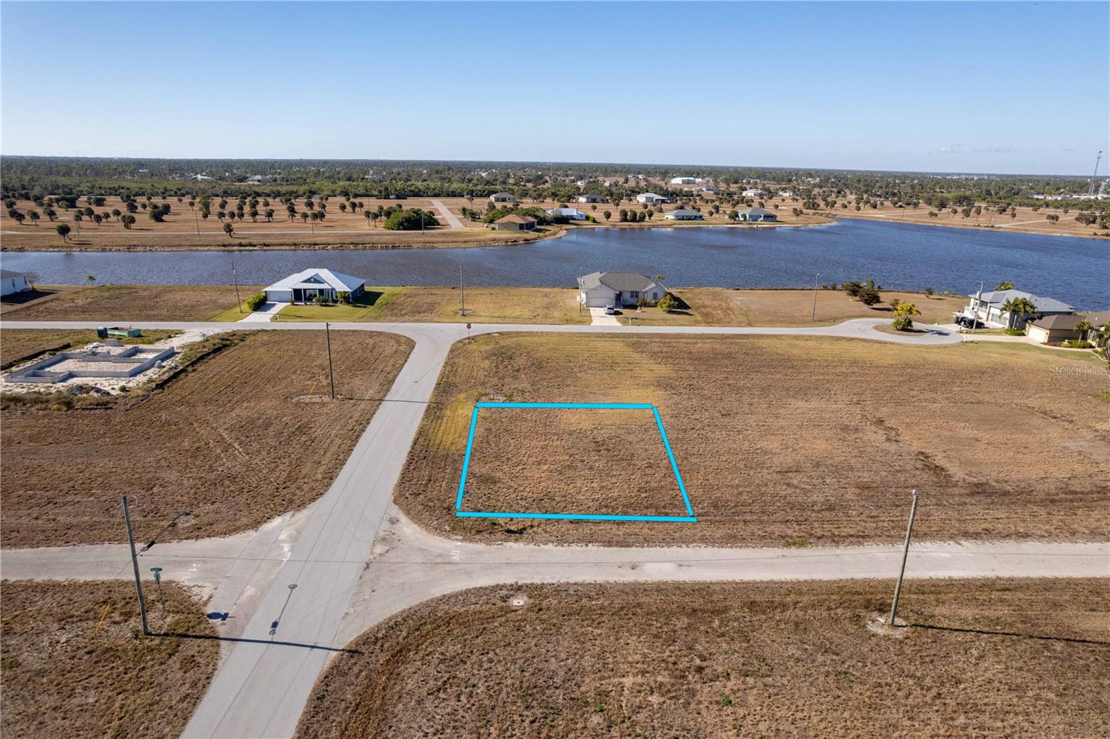 1 Poppy Lane, FL