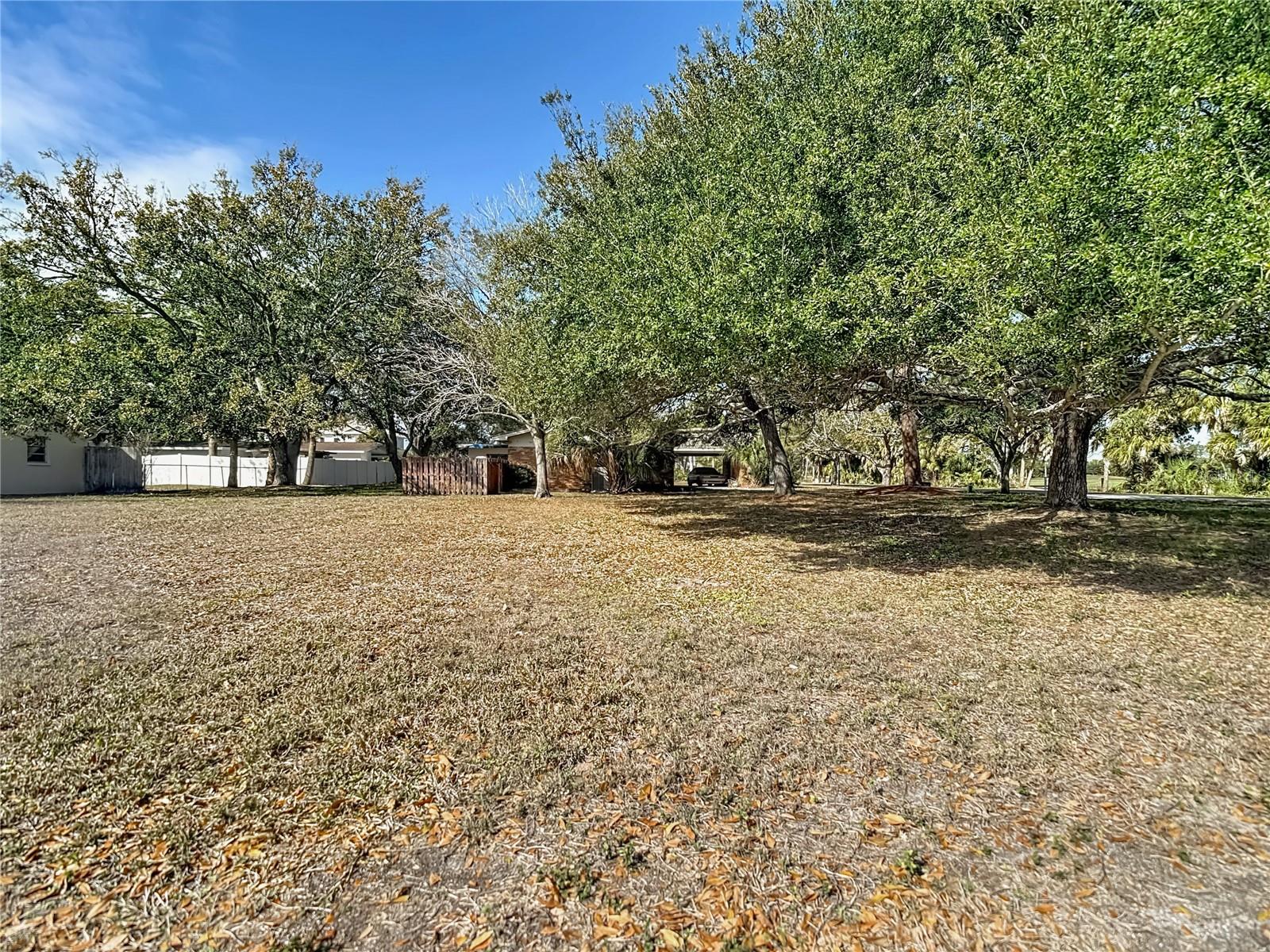 3700 Dana Shores Drive, FL