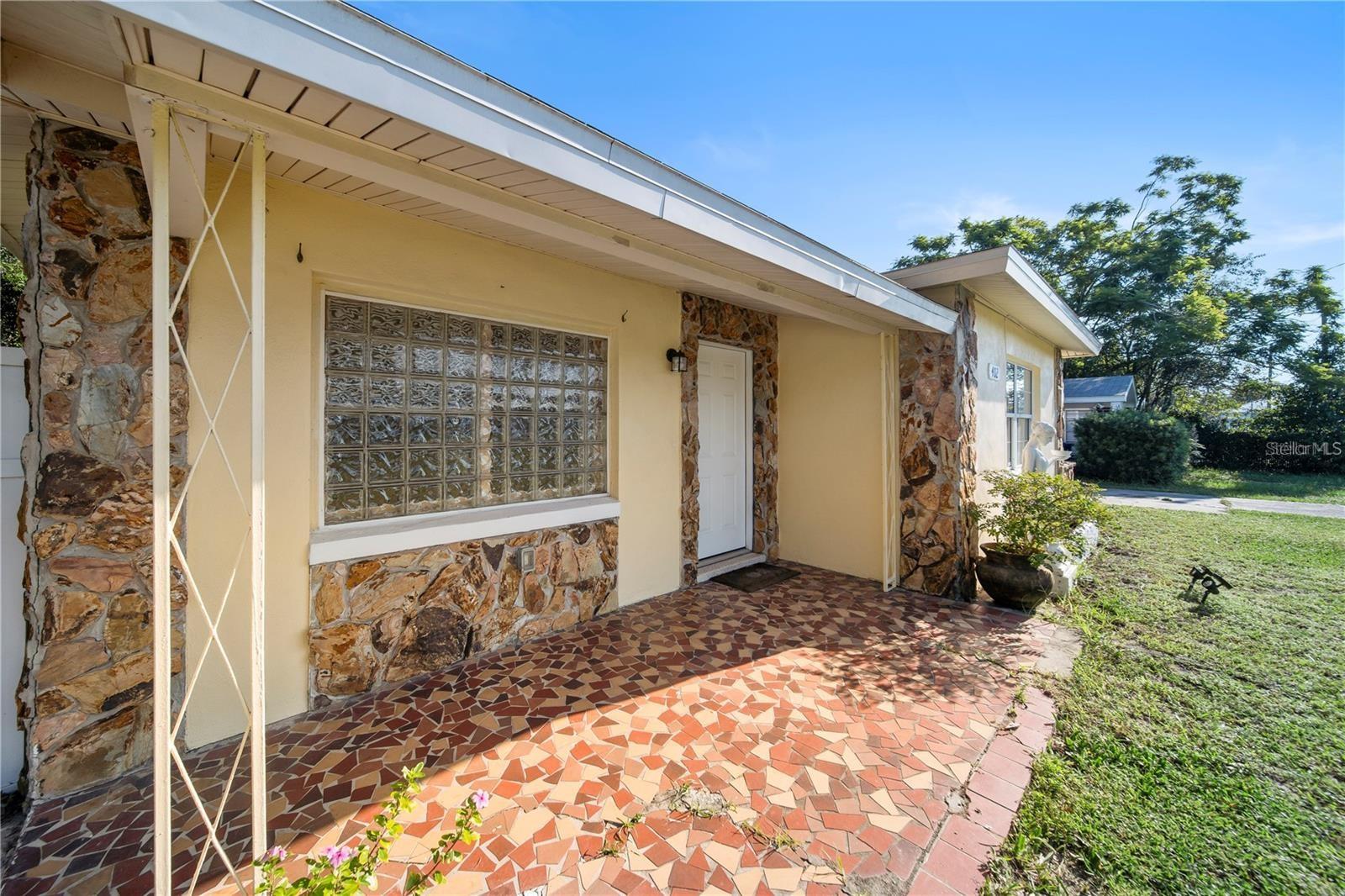 402 Tuscarora Street, FL