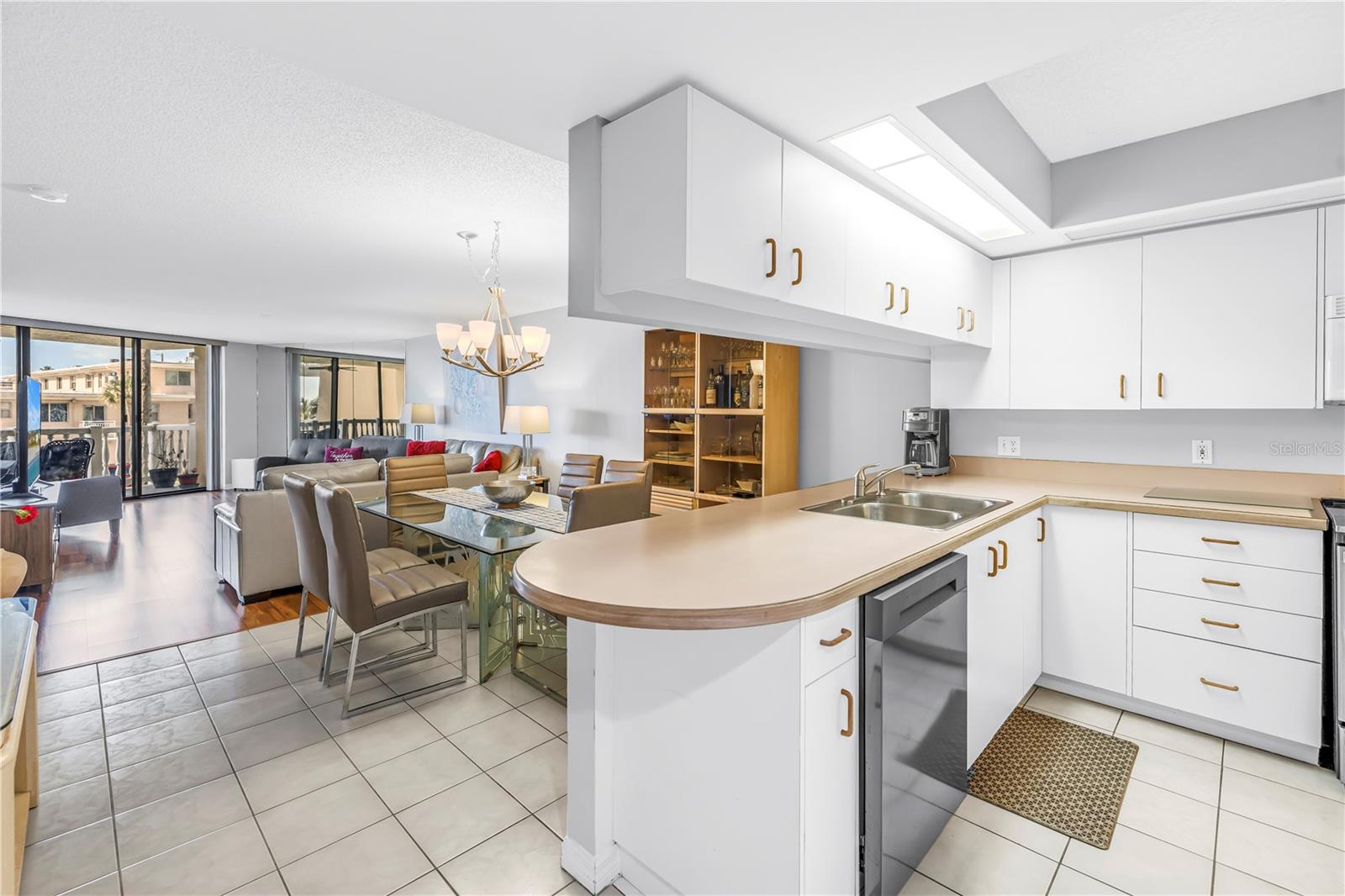 6650 Sunset Way, FL