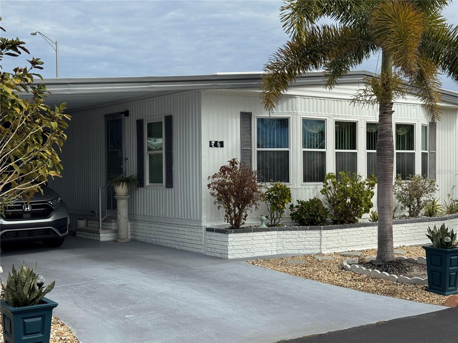 6 Lafitte Drive, FL