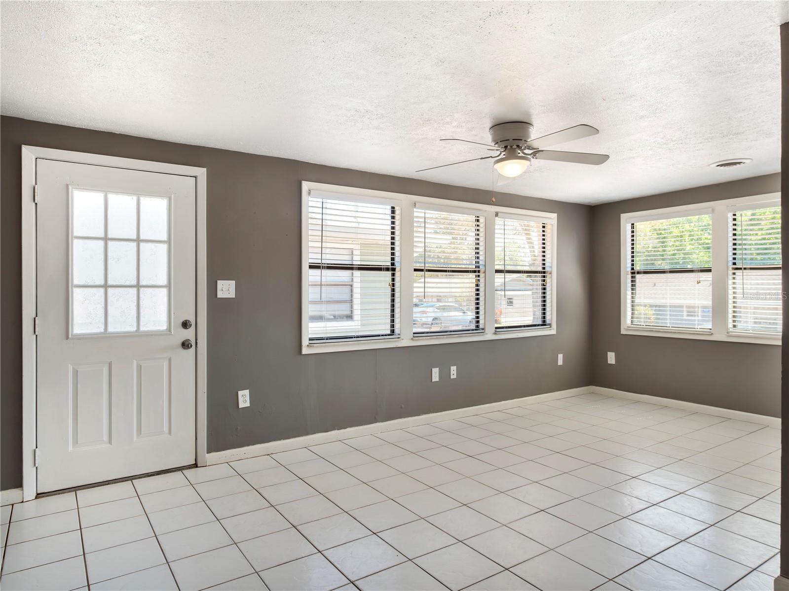 10301 U S Highway 27, FL
