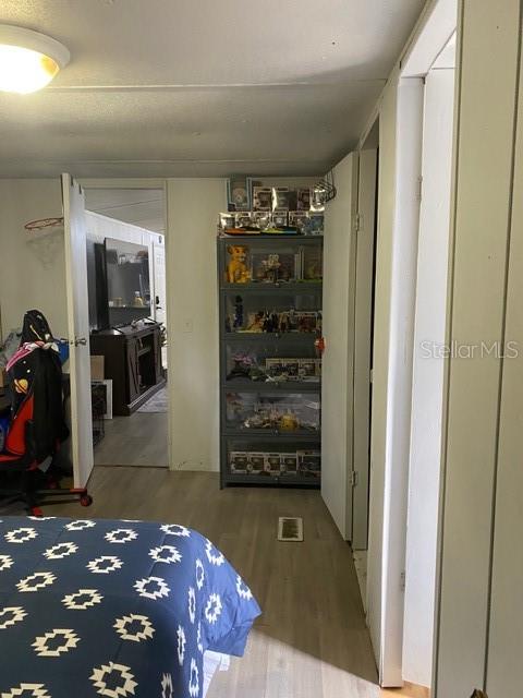 2789 Meridith Lane, FL