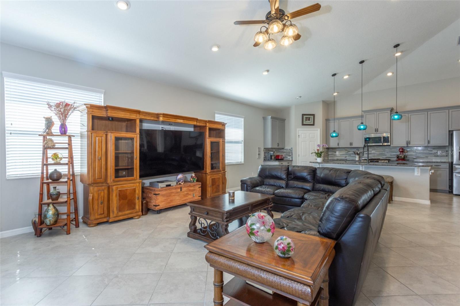 43 Lagoon Way, FL