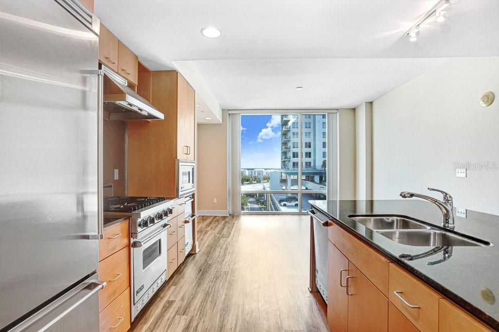 1120 Kennedy Boulevard, FL