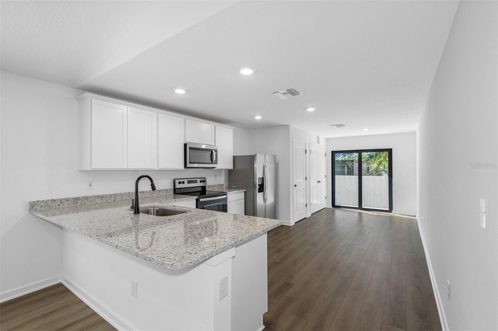 229 Galaxy Avenue, FL