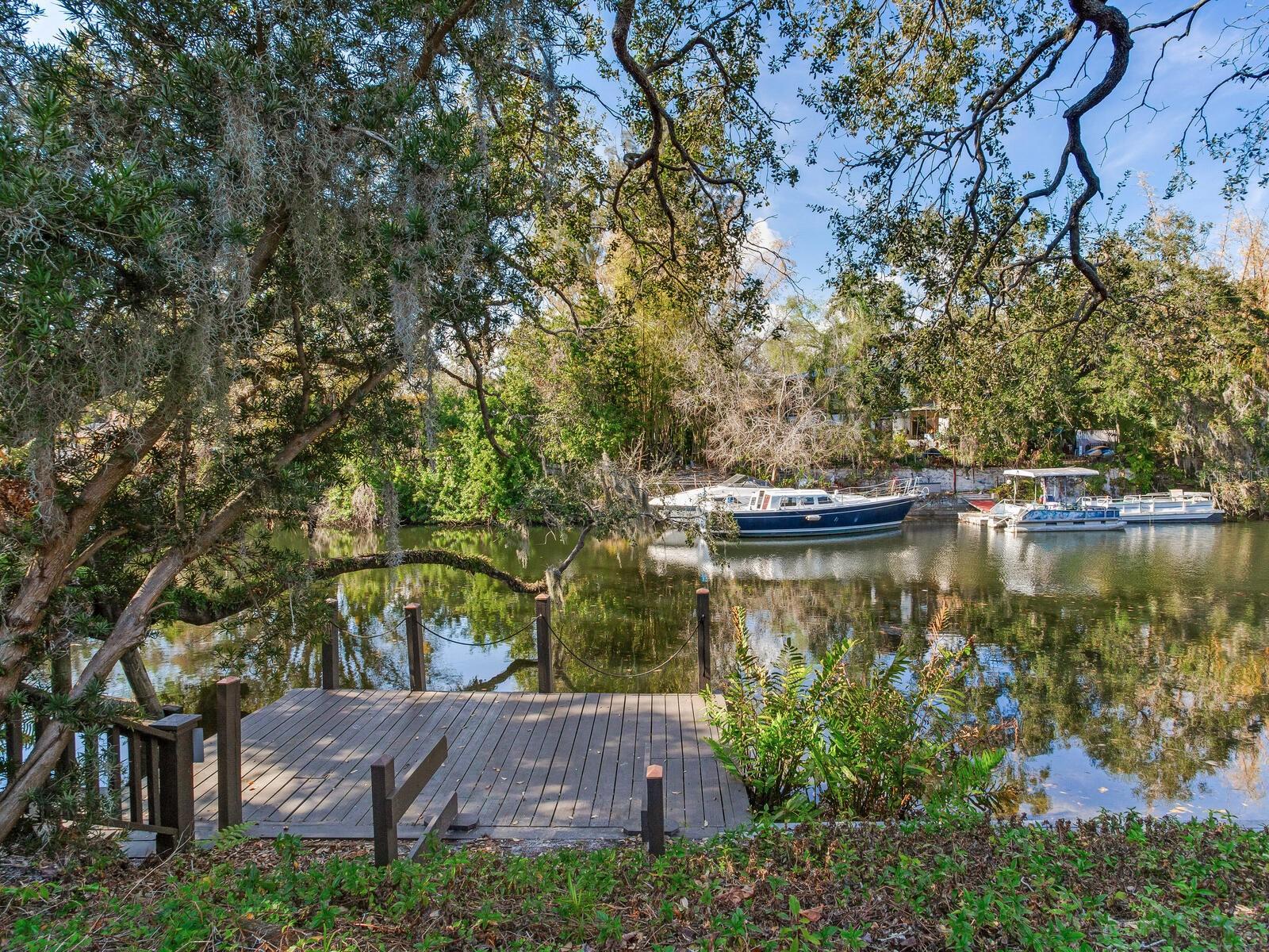 1214 Park Circle, FL