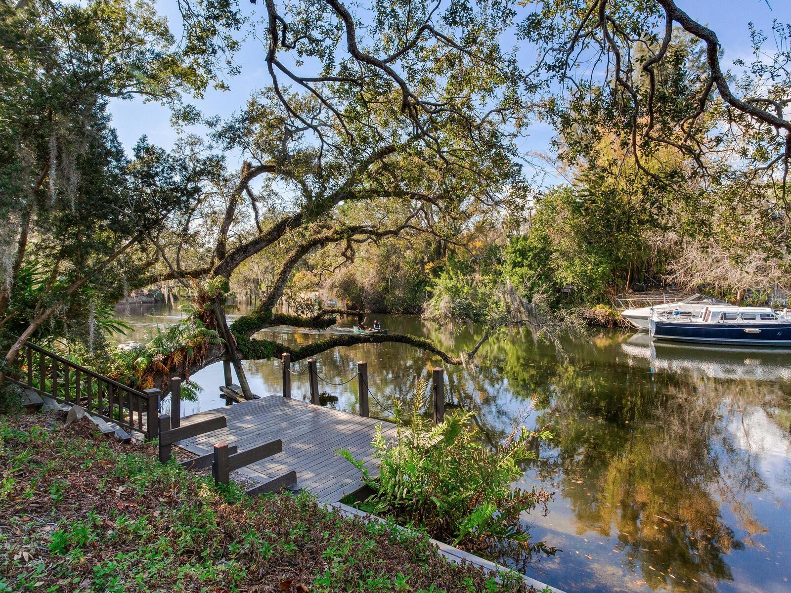 1214 Park Circle, FL