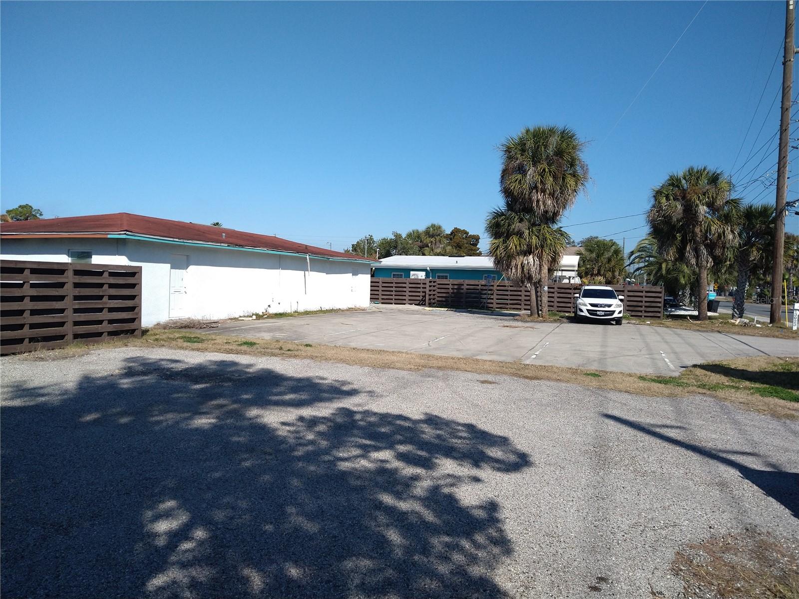 13923 Old Dixie Highway, FL