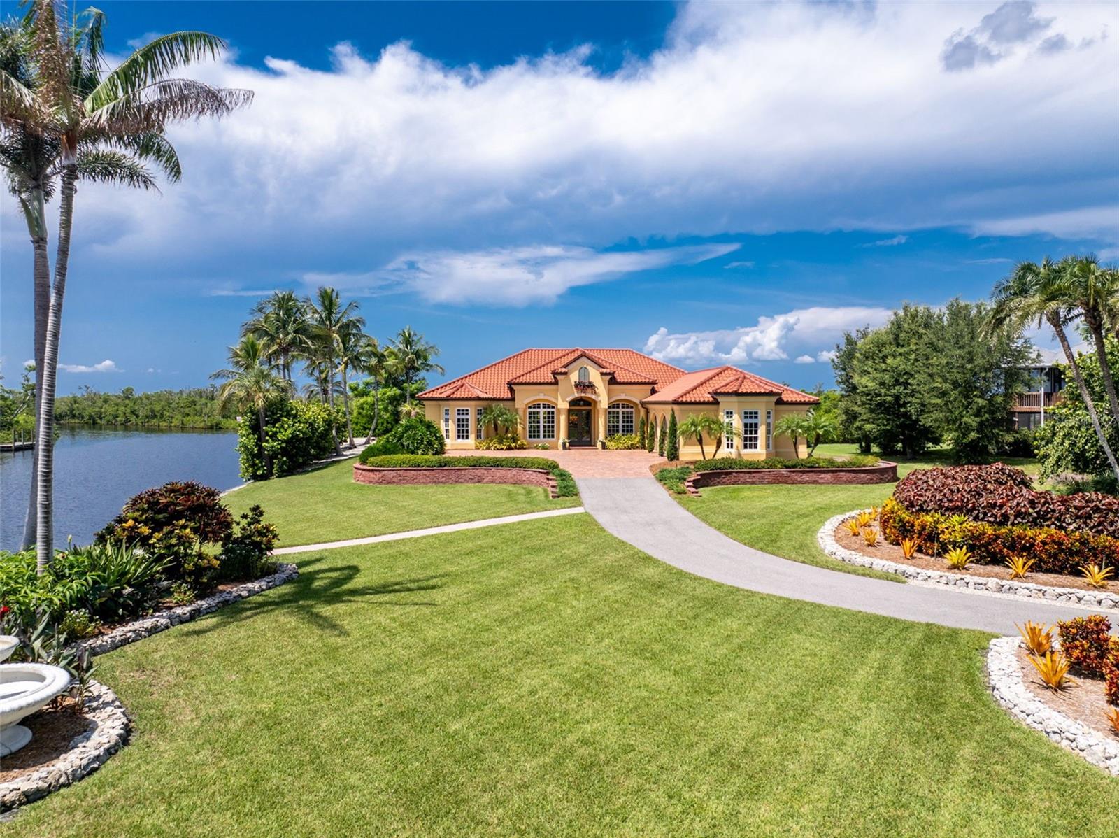 5566 River Bay Drive, FL