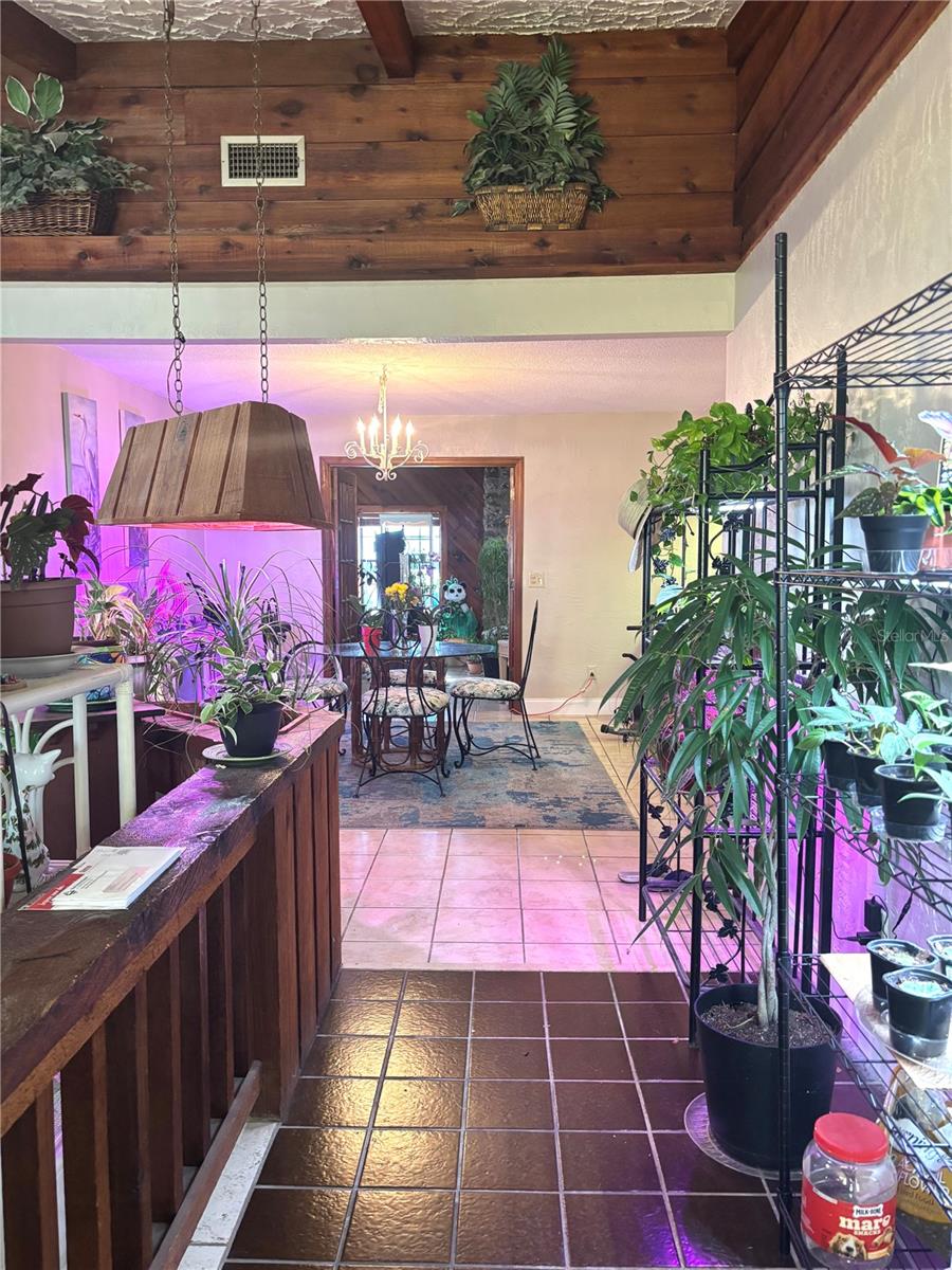 6 Fairgreen Avenue, FL