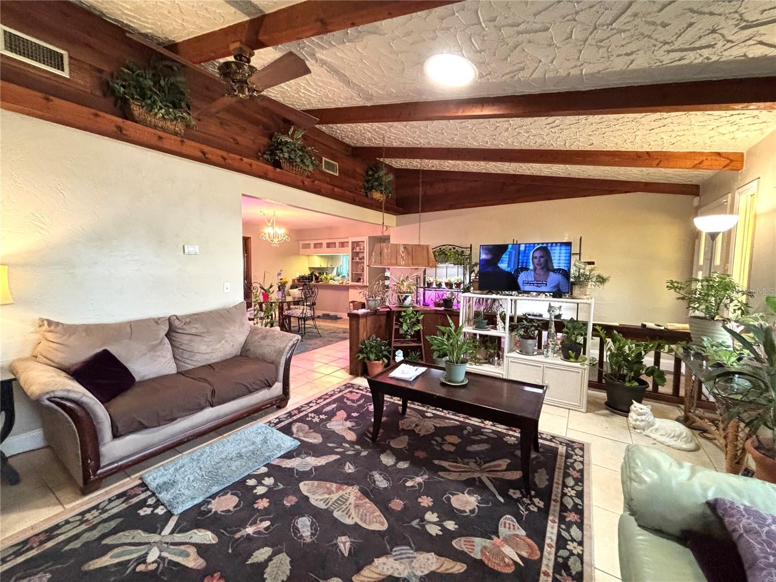 6 Fairgreen Avenue, FL