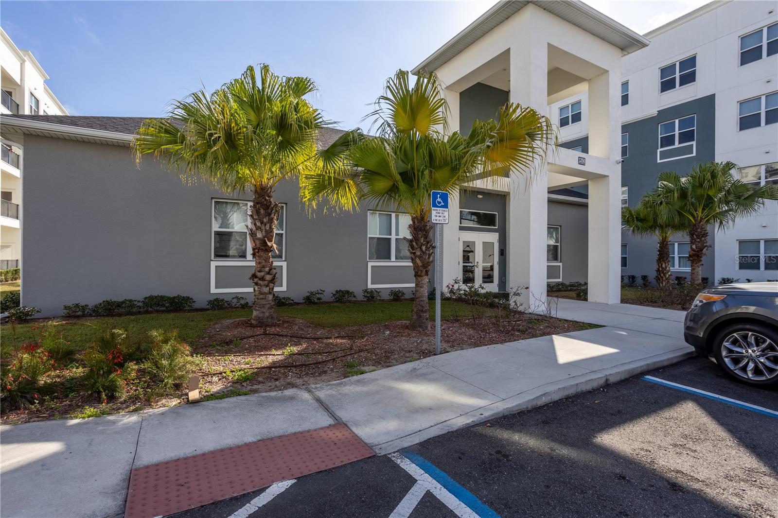 1230 Southstation Place, FL