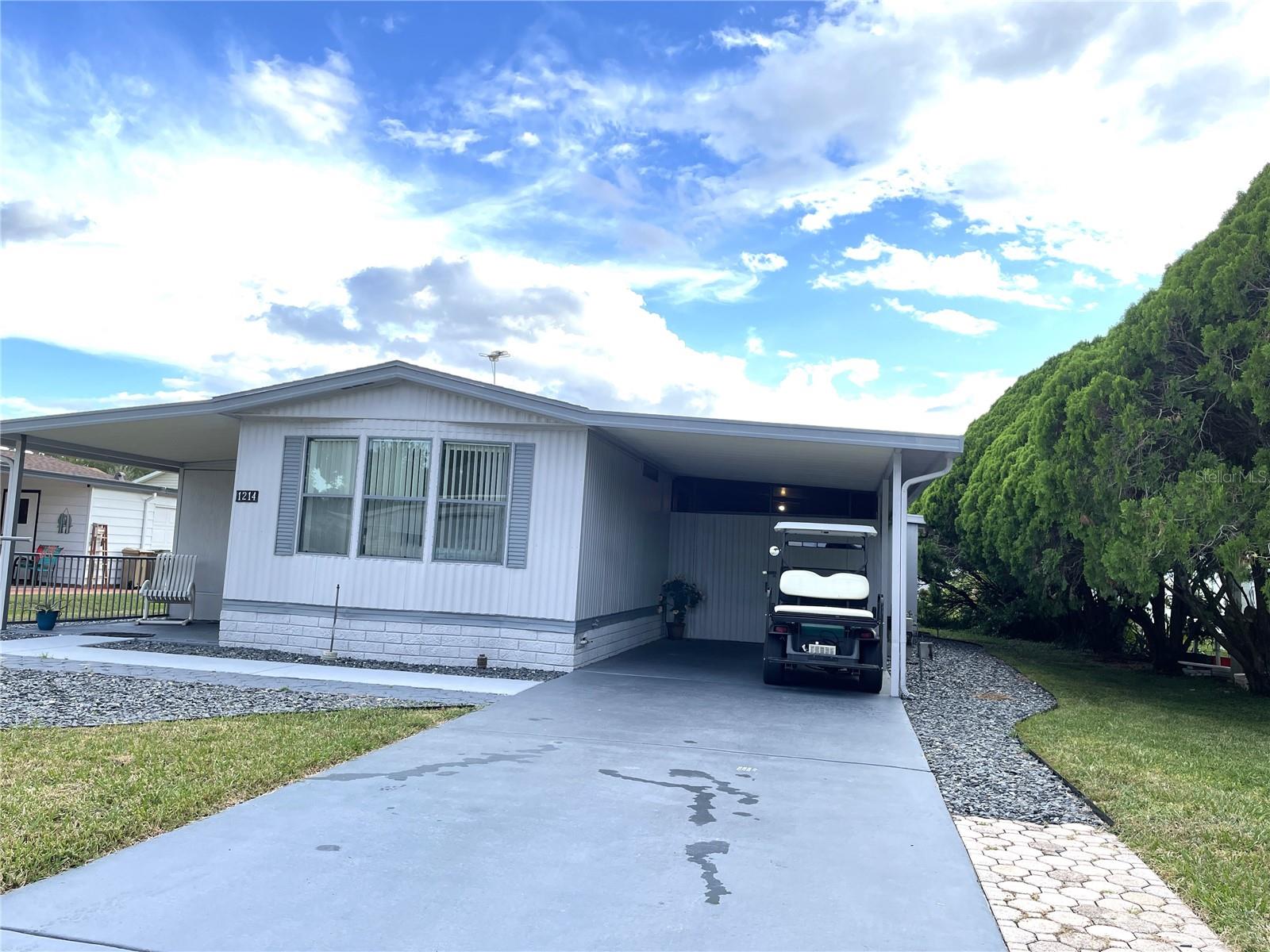 1214 Dustin Drive, FL