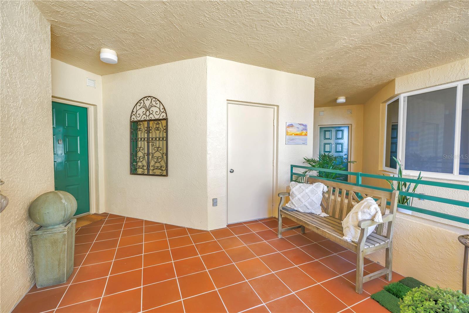 4737 Dolphin Cay Lane, FL