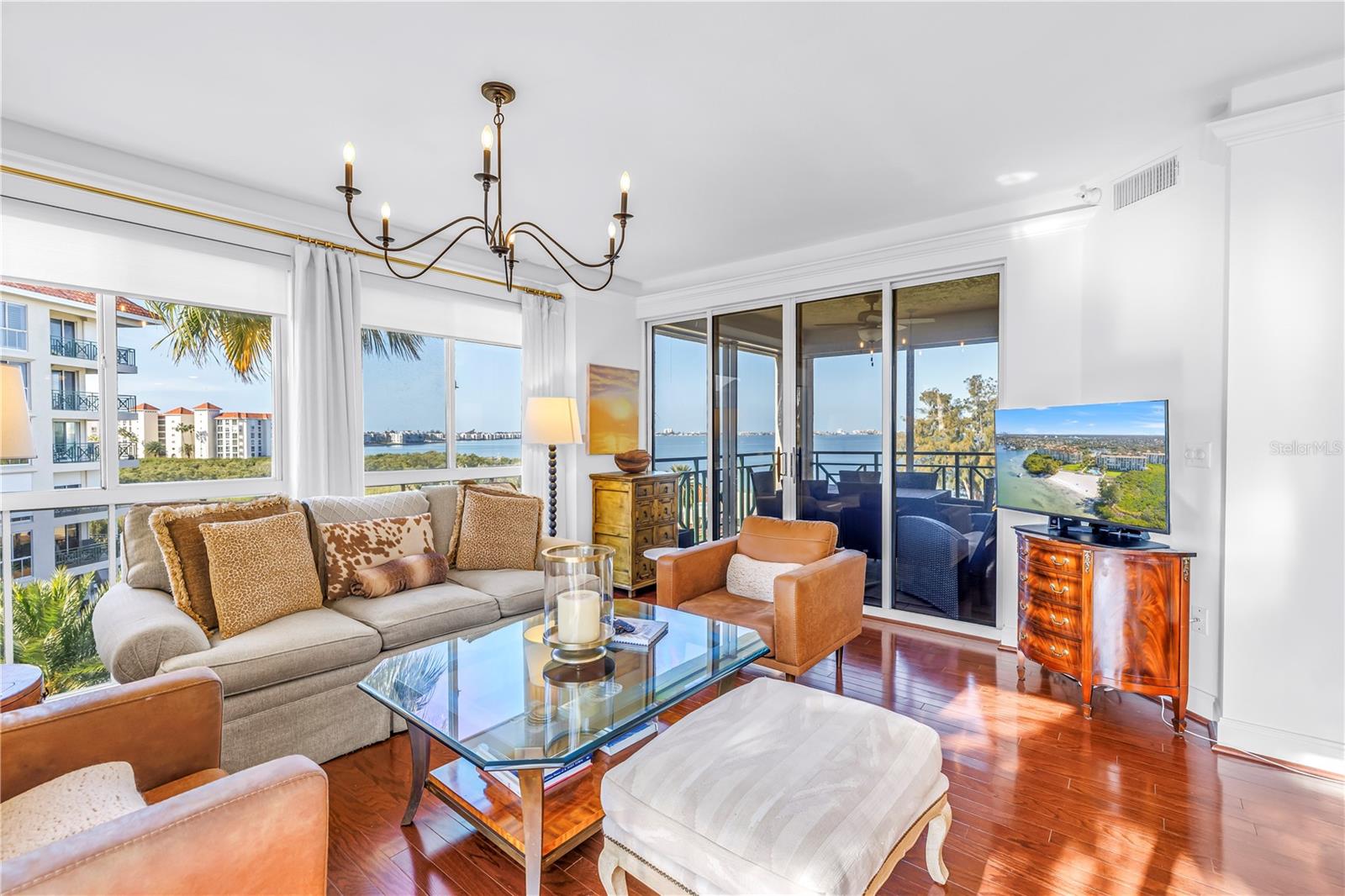 4737 Dolphin Cay Lane, FL