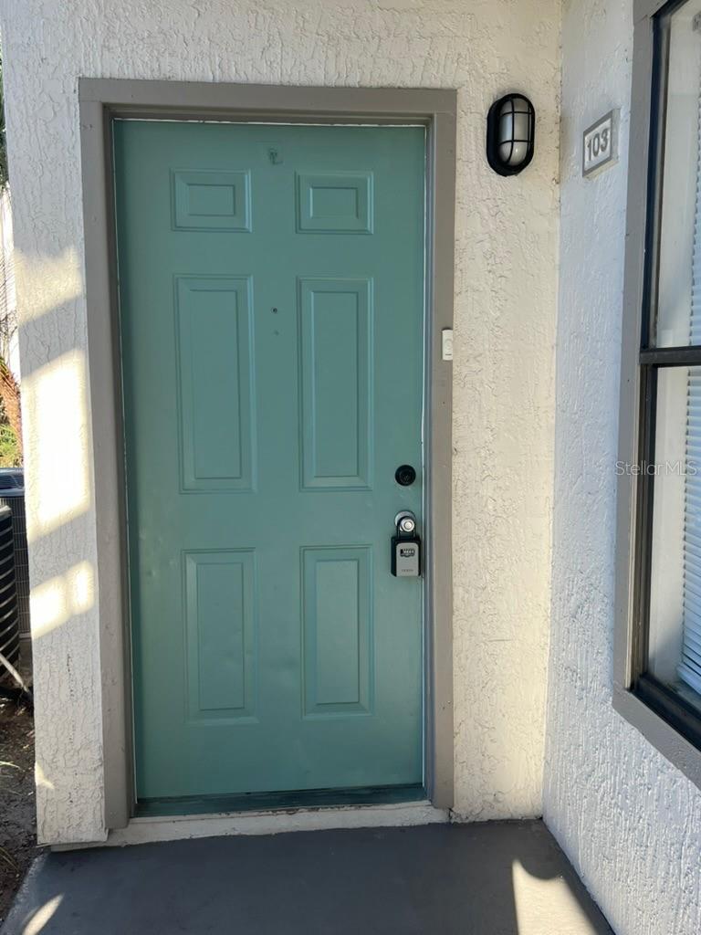 2101 Cascades Boulevard, FL