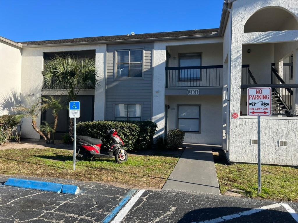 2101 Cascades Boulevard, FL