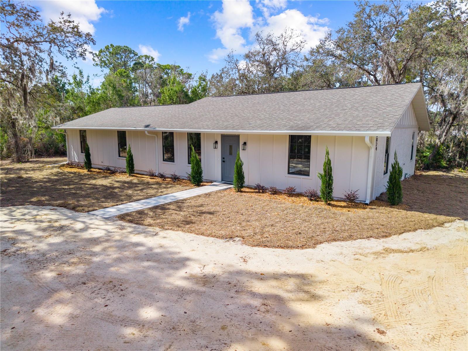 5824 Dease Rd, FL