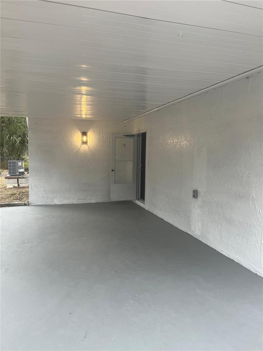 7119-7121 Oakwood, FL